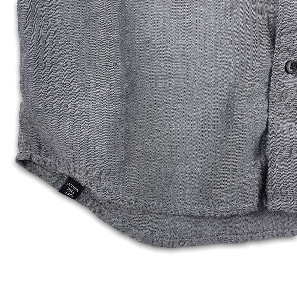 Vans Off The Wall | Short Sleeve Button Up Shirt Size Small - Picture 3 of 9